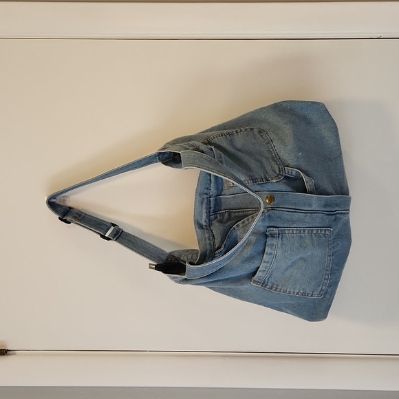 Denim Zip Top Hobo Bag / Tote Bag / Vintage Zipper Closure - Picture 5 of 7